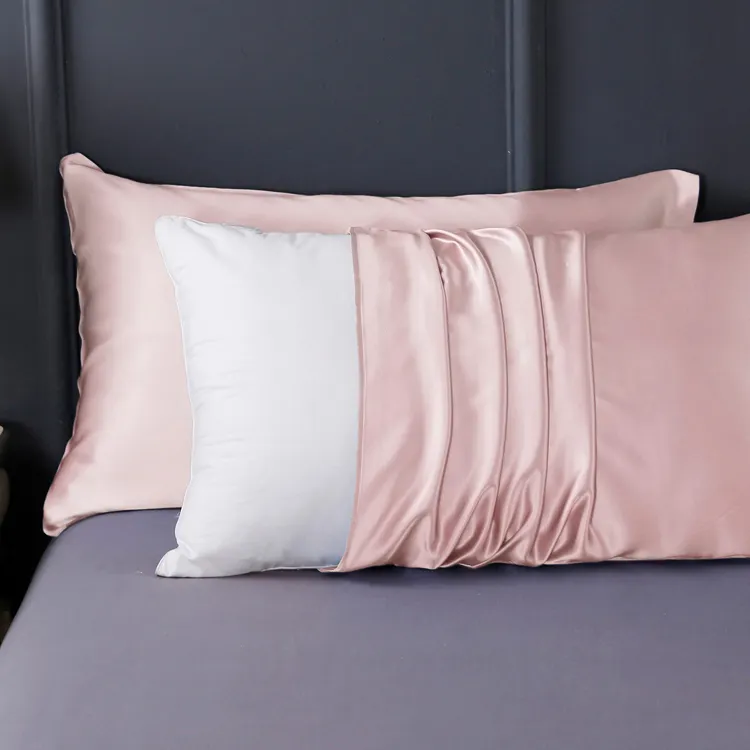 Bamboo vs. silk pillowcase: Which One Is Better for Hair and Skin?